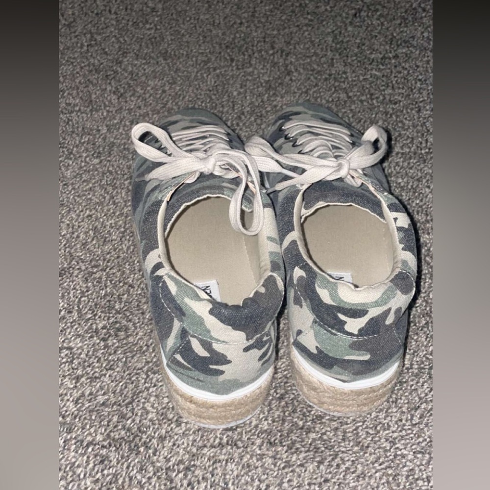 Steve Madden Camo Platform Sneakers
